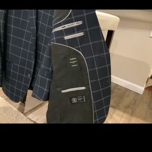 Statement made in Italy 3 piece suit.